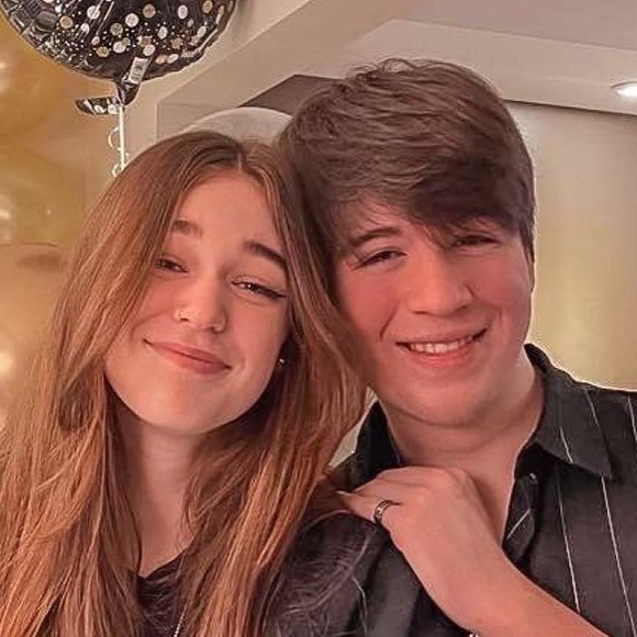 Meet your Posher, Andres - Picture 1 of 1